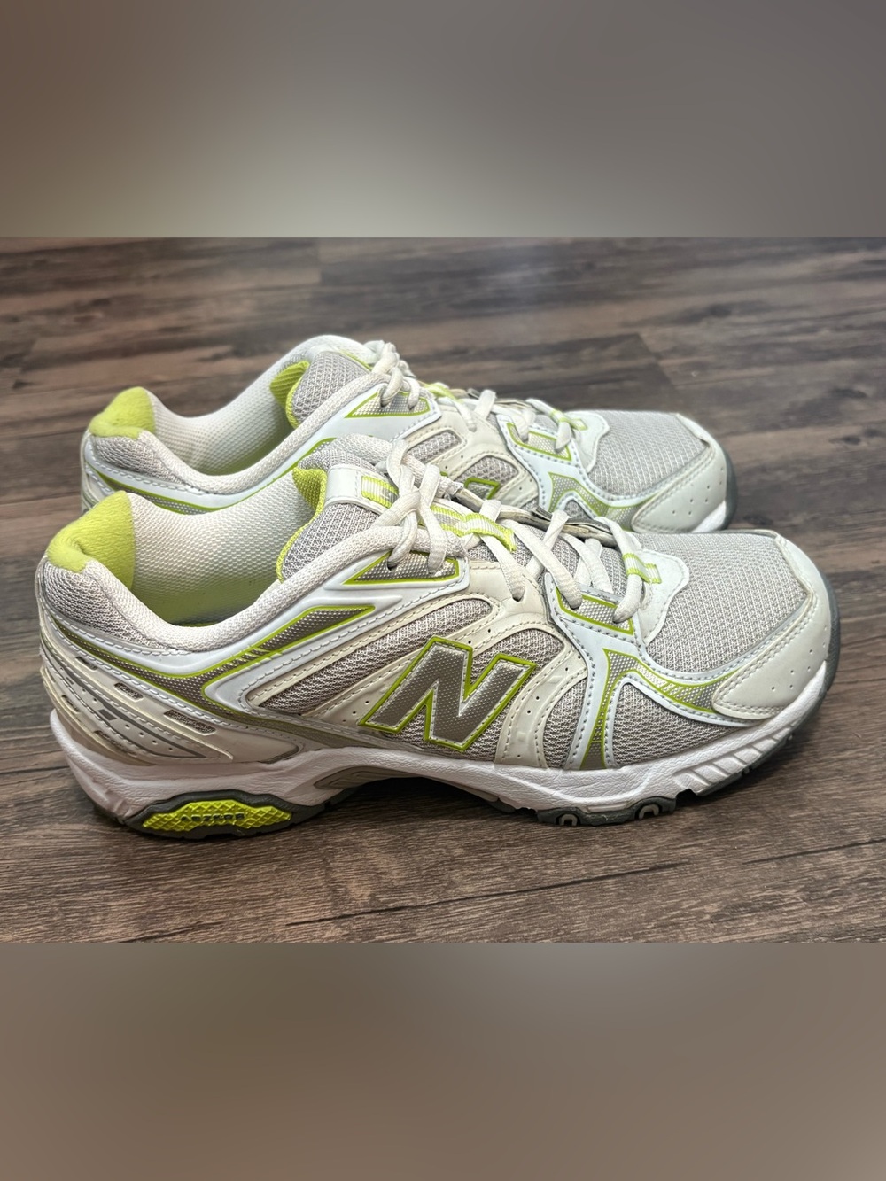 New Balance 506 White/Grey With Lime Accent Athletic Shoes Size 9